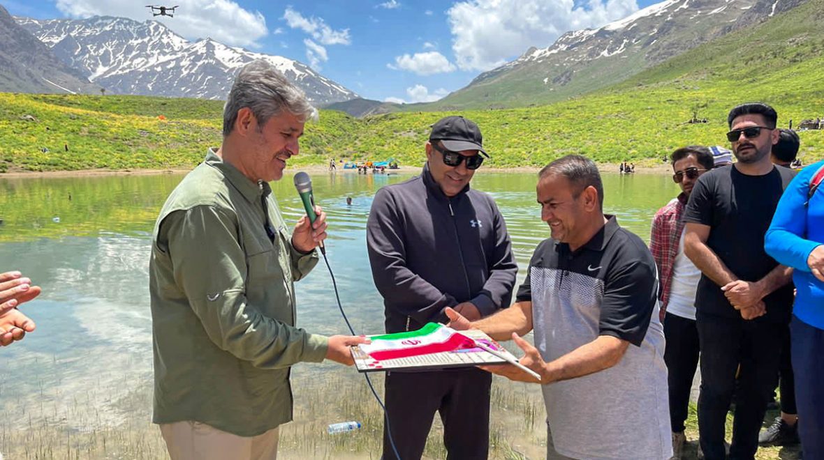 تصاویر حضور در جمع مردم عزیز در کوه گل سی‌سخت(بخش پنجم)