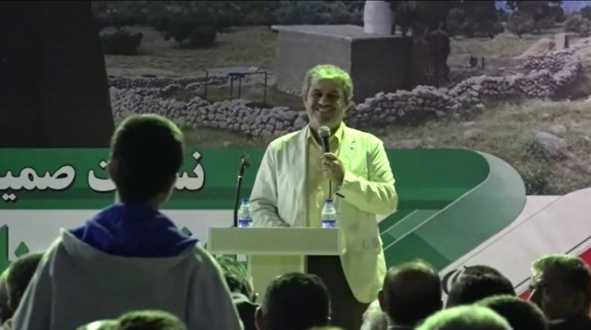 مسئول باید پذیرش حرفهای آحاد جامعه را داشته باشد/فیلم