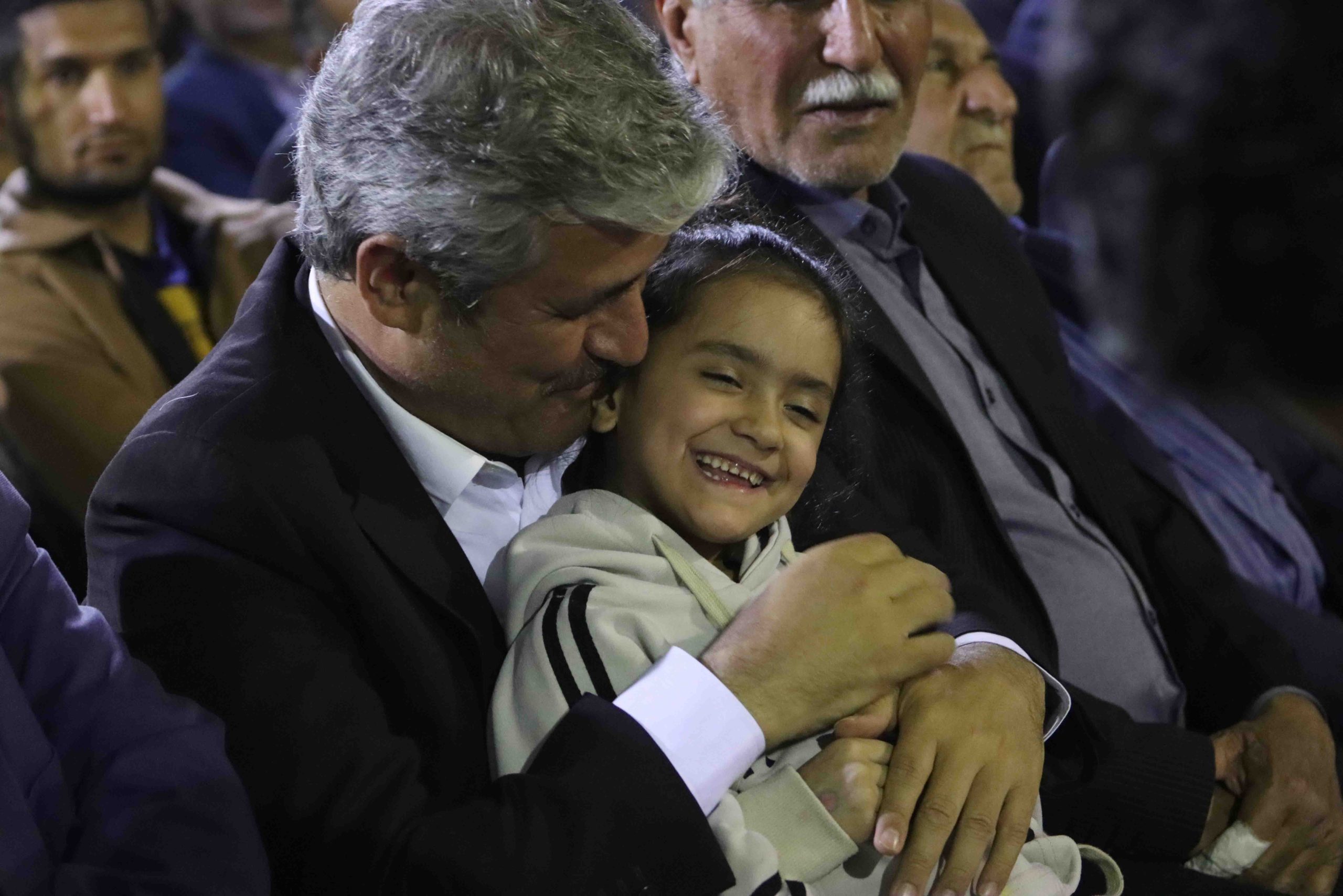 تاجگردون در جمع طایفه شاهزینعلی: با تهمت و فحاشی نمی‌توان من را شکست داد