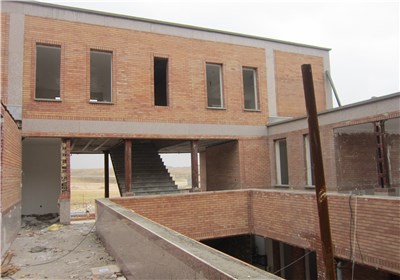 پیگیری اتمام مجتمع بزرگ فرهنگی-هنری گچساران